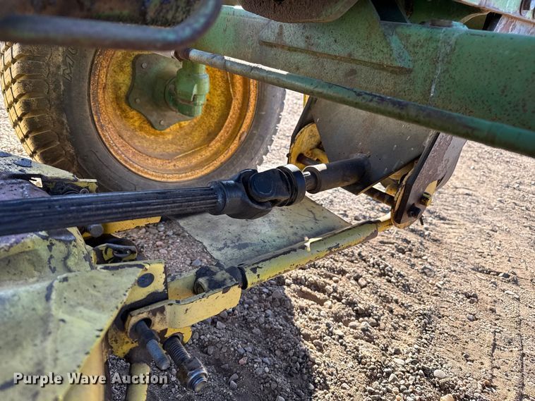 image for item EP0748 John Deere 750 tractor