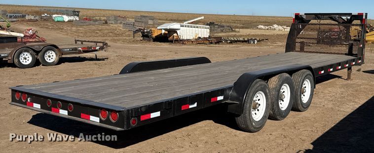 image for item EP0750 2001 Shop built flatbed trailer