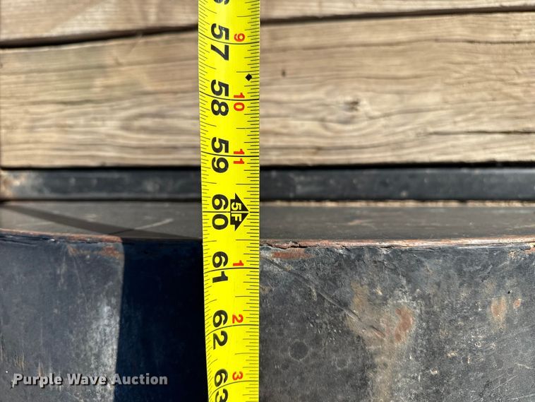 image for item EP0752 2002 Circle Trailers utility trailer