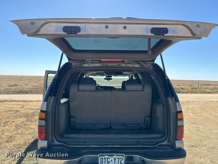 image for item EP0756 2004 GMC Yukon SUV