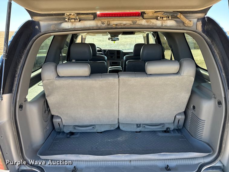 image for item EP0756 2004 GMC Yukon SUV