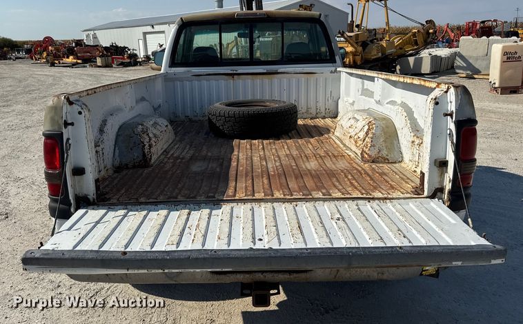 image for item ER0163 1994 Dodge Ram 2500 pickup truck