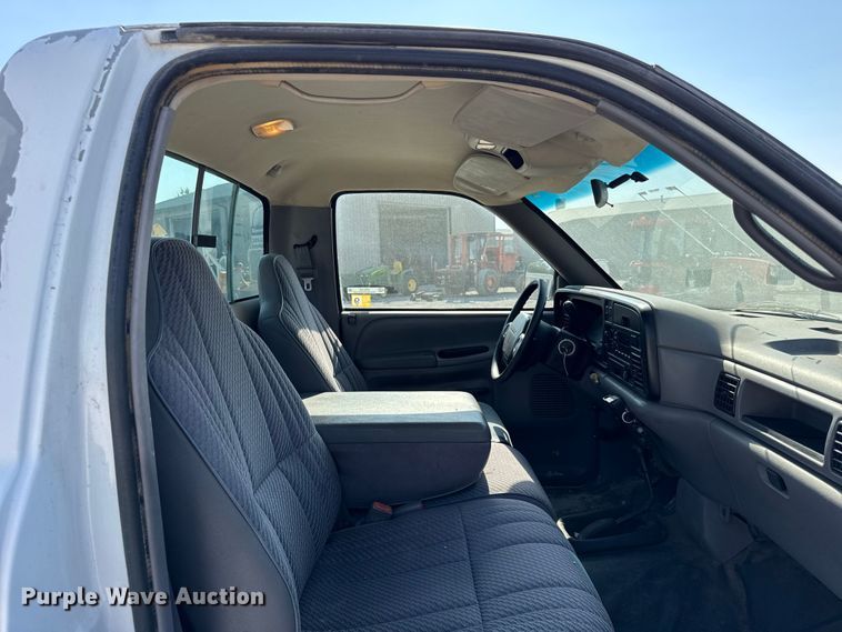 image for item ER0163 1994 Dodge Ram 2500 pickup truck