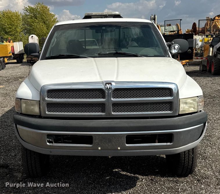 image for item ER0181 1999 Dodge Ram 1500 pickup truck