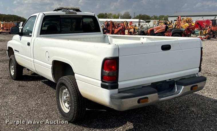 image for item ER0181 1999 Dodge Ram 1500 pickup truck