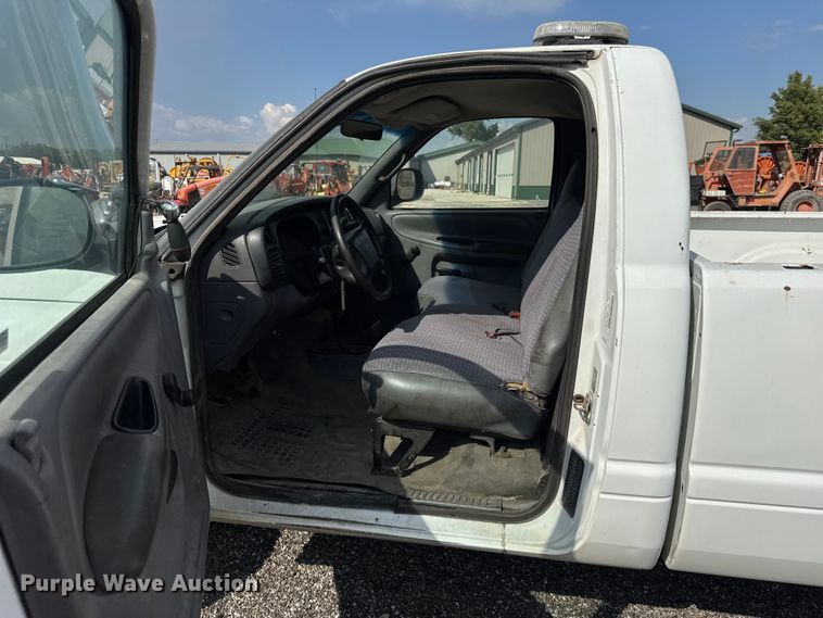 image for item ER0181 1999 Dodge Ram 1500 pickup truck