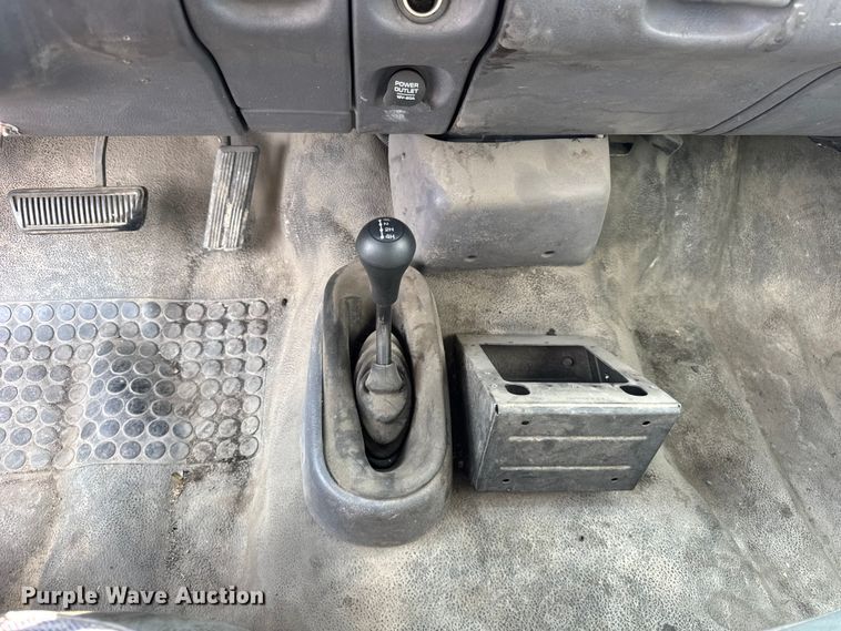 image for item ER0181 1999 Dodge Ram 1500 pickup truck