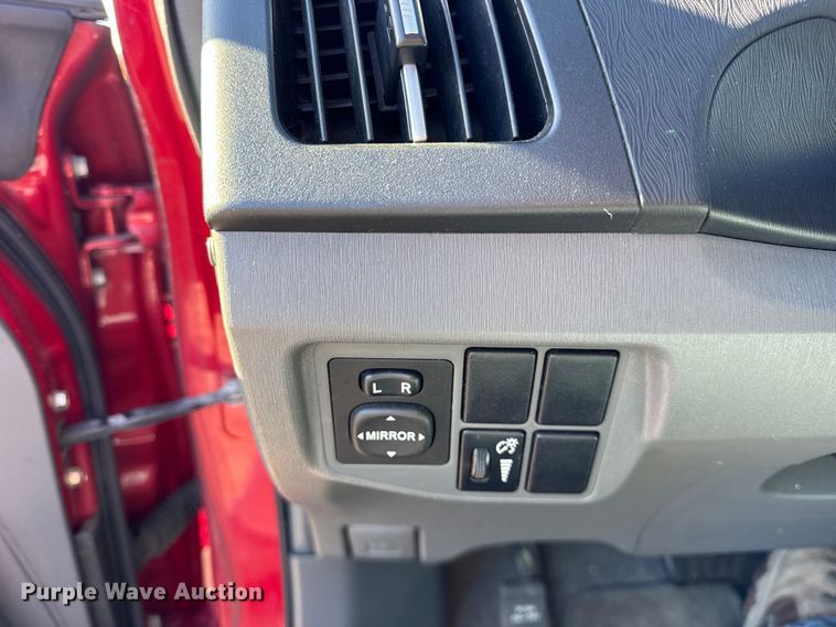 image for item ER0196 2011 Toyota Prius 