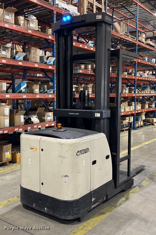 image for item ER0201 2016 Crown SP3520-30 order picker