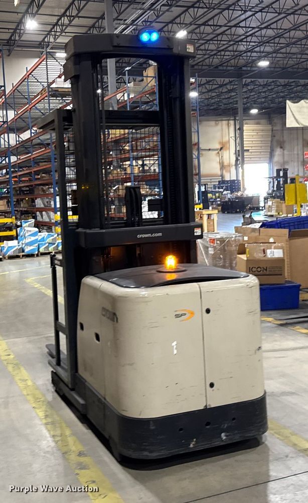 image for item ER0201 2016 Crown SP3520-30 order picker