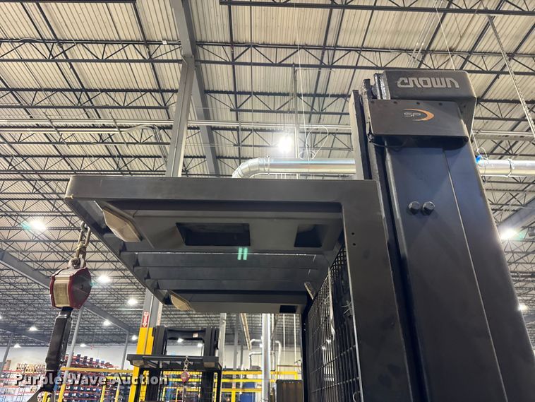 image for item ER0201 2016 Crown SP3520-30 order picker