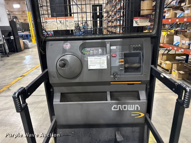 image for item ER0201 2016 Crown SP3520-30 order picker