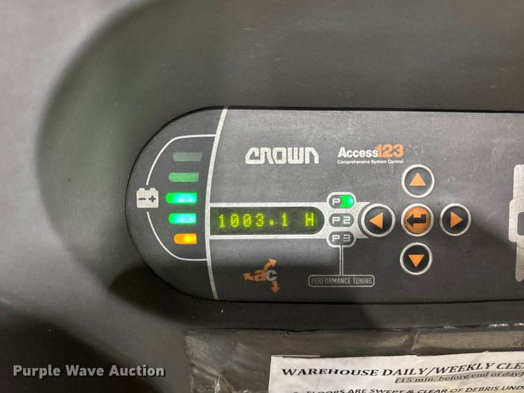 image for item ER0201 2016 Crown SP3520-30 order picker