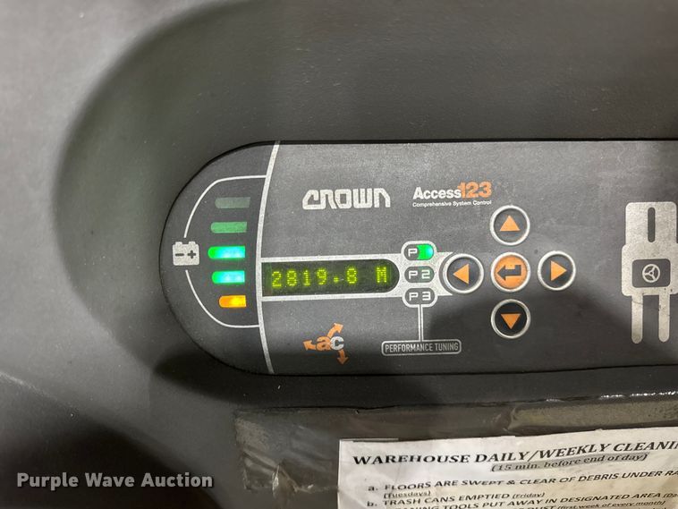 image for item ER0201 2016 Crown SP3520-30 order picker