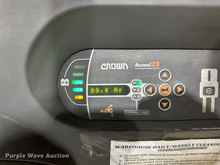 image for item ER0201 2016 Crown SP3520-30 order picker