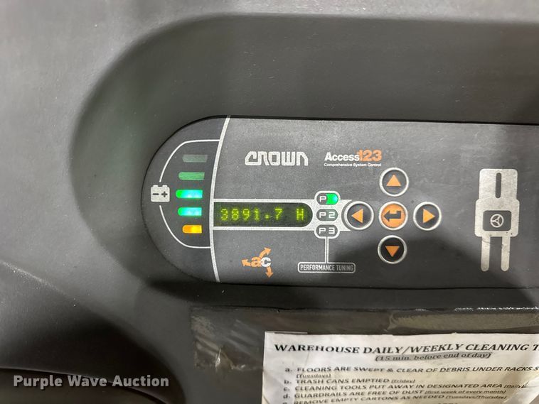 image for item ER0201 2016 Crown SP3520-30 order picker