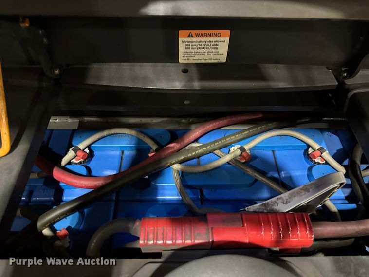 image for item ER0201 2016 Crown SP3520-30 order picker