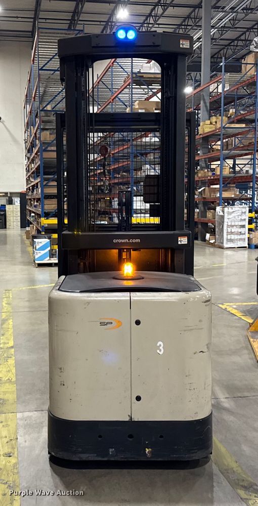 image for item ER0202 2016 Crown SP3520-30 order picker