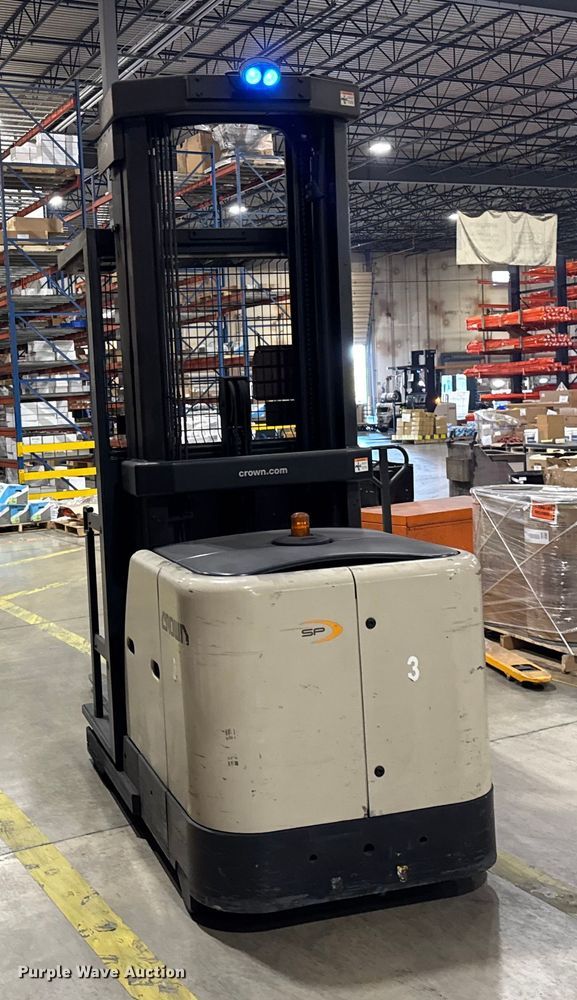 image for item ER0202 2016 Crown SP3520-30 order picker