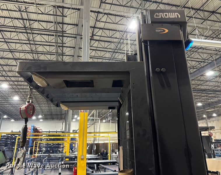 image for item ER0202 2016 Crown SP3520-30 order picker