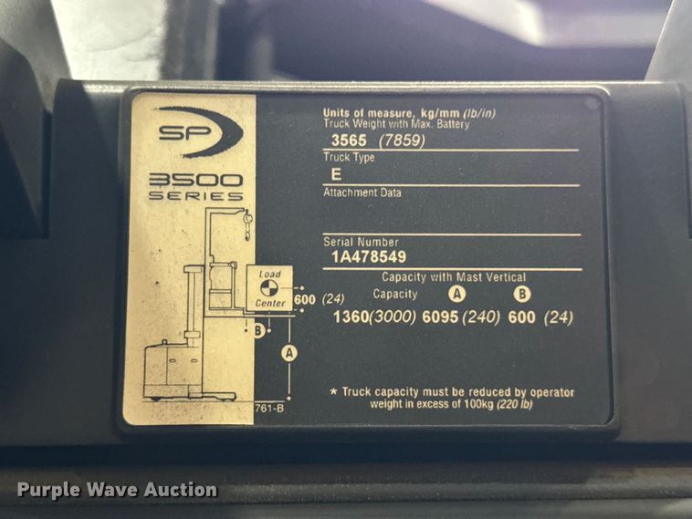 image for item ER0202 2016 Crown SP3520-30 order picker