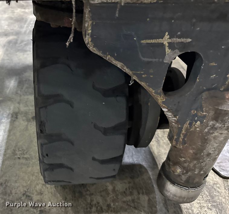 image for item ER0203 2013 Combilift C6000 forklift