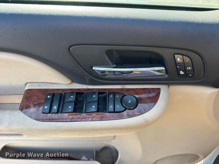 image for item ER0206 2008 Chevrolet Tahoe LTZ SUV