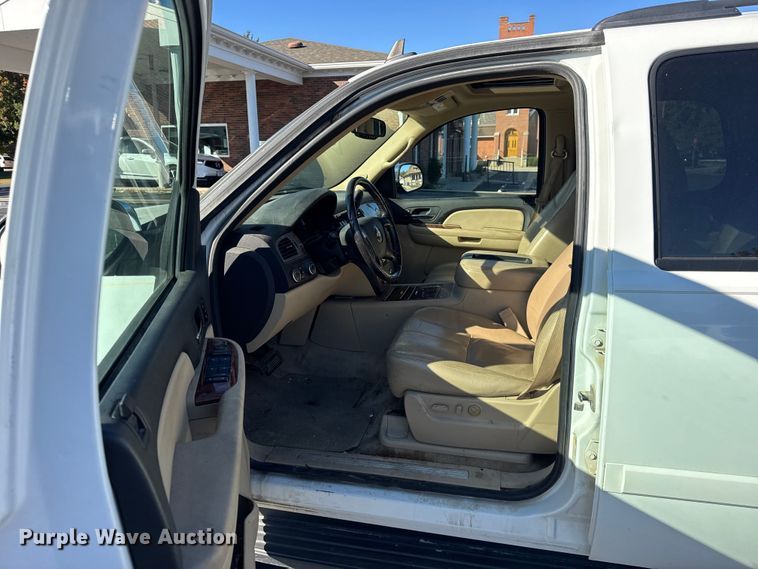 image for item ER0206 2008 Chevrolet Tahoe LTZ SUV