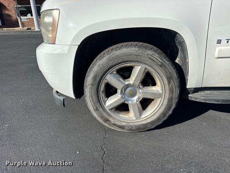 image for item ER0206 2008 Chevrolet Tahoe LTZ SUV