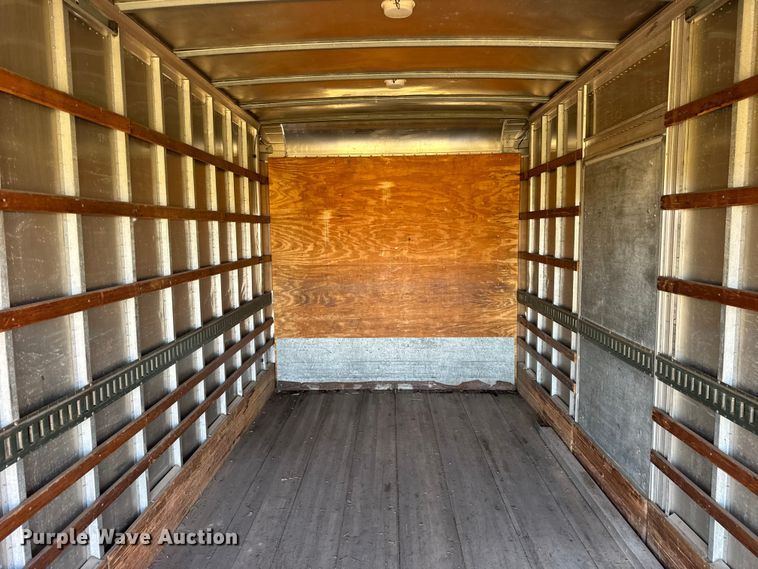 image for item ER0211 1997 Morgan GVSD09718098VP4 box bed