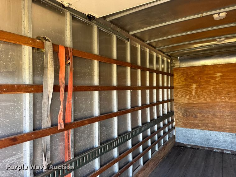 image for item ER0211 1997 Morgan GVSD09718098VP4 box bed