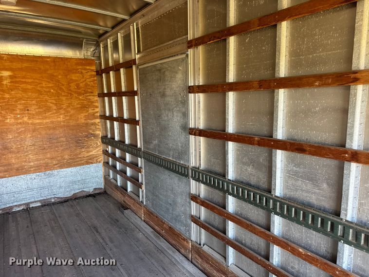 image for item ER0211 1997 Morgan GVSD09718098VP4 box bed