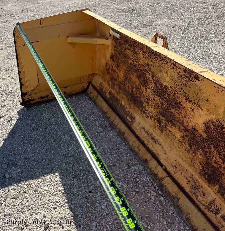 image for item ER0213 Industrias America SP06 skid steer snow pusher