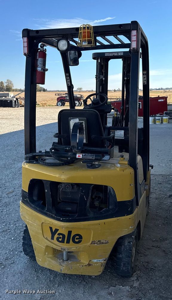 MONTACARGAS YALE GLP030VXNRAE084