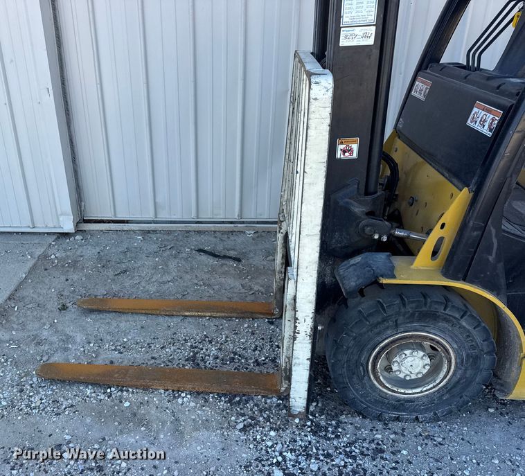 image for item ER0227 Yale GLP030VXNRAE084 forklift