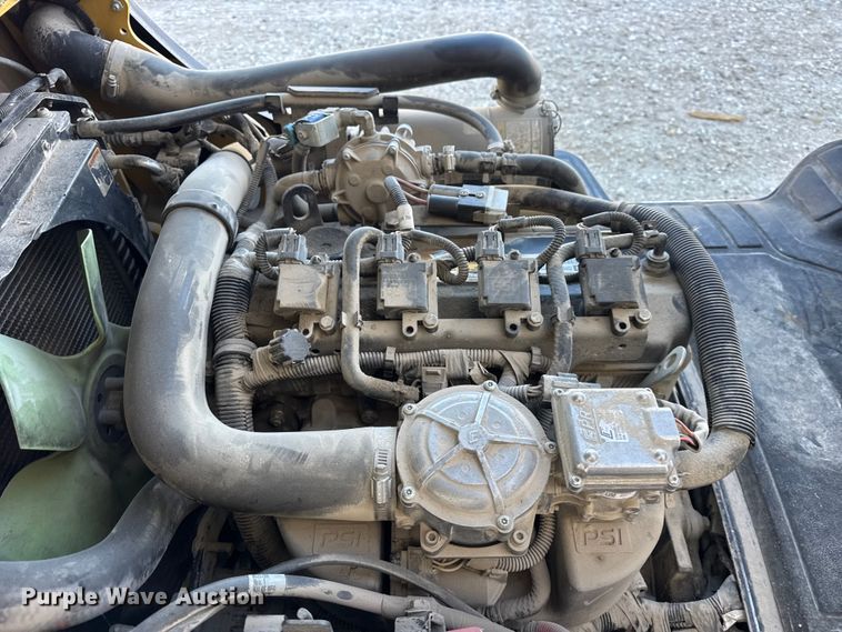 image for item ER0227 Yale GLP030VXNRAE084 forklift