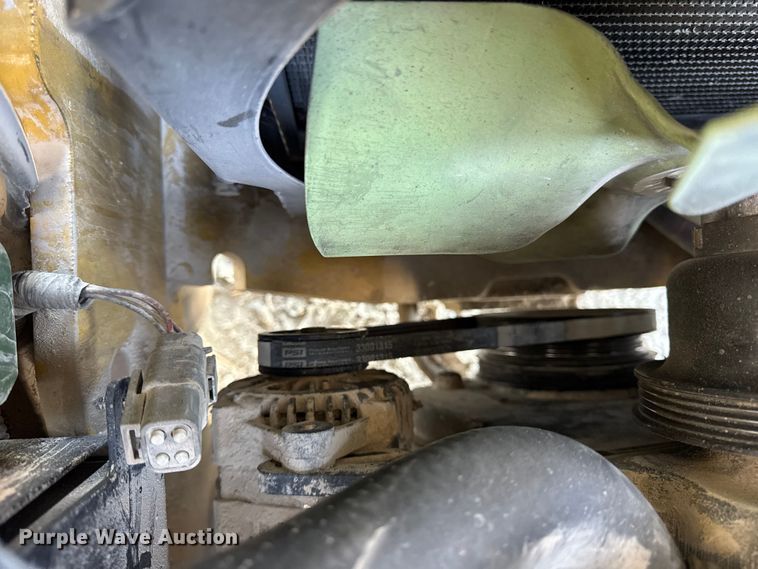 image for item ER0227 Yale GLP030VXNRAE084 forklift