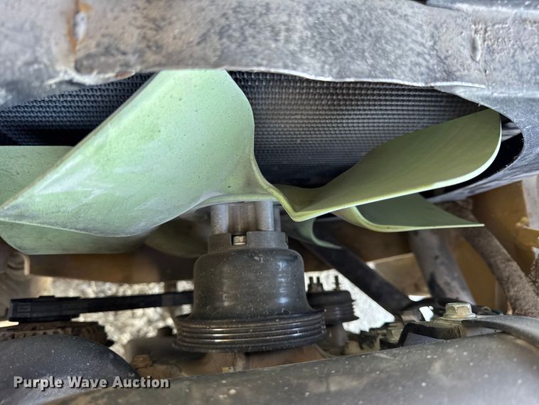 image for item ER0227 Yale GLP030VXNRAE084 forklift