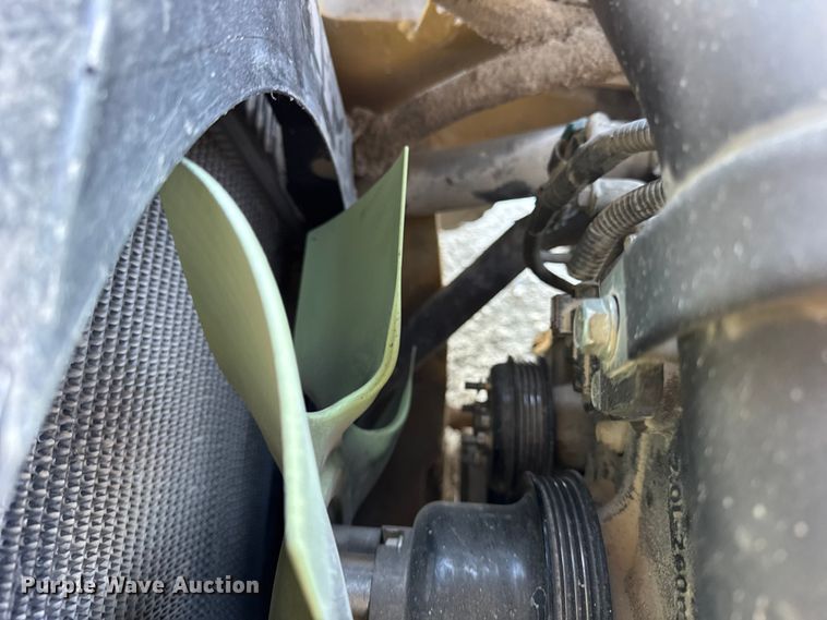 image for item ER0227 Yale GLP030VXNRAE084 forklift