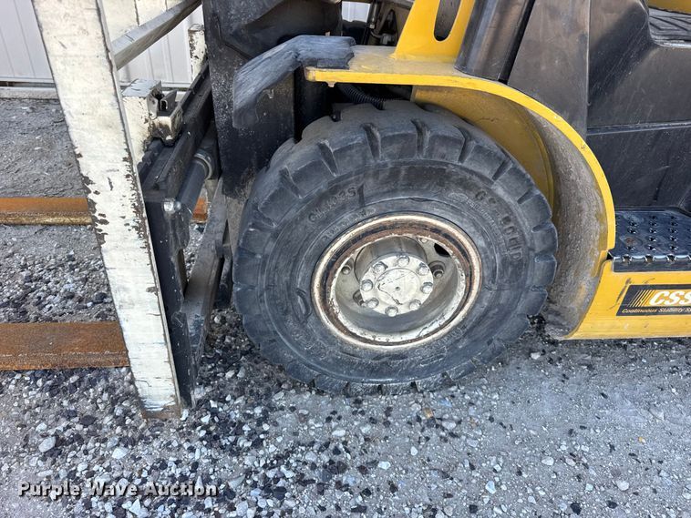 image for item ER0227 Yale GLP030VXNRAE084 forklift