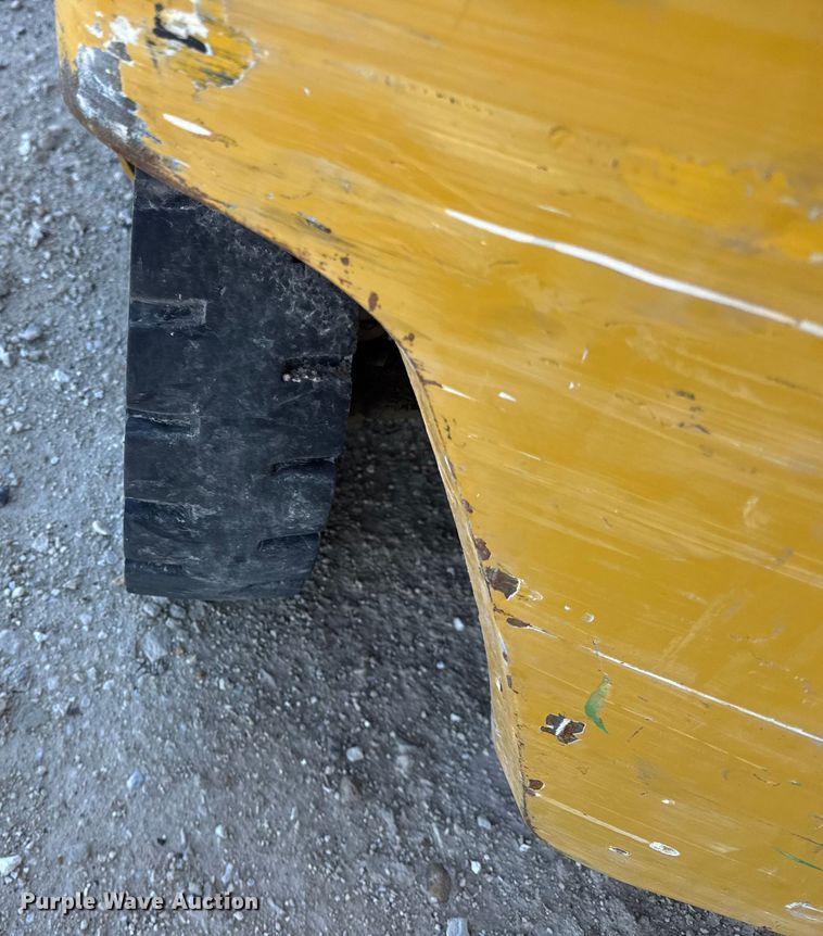 image for item ER0227 Yale GLP030VXNRAE084 forklift