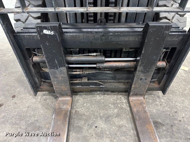 image for item ER0228 2016 UniCarriers PF70 forklift