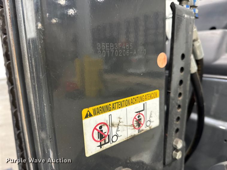 image for item ER0228 2016 UniCarriers PF70 forklift