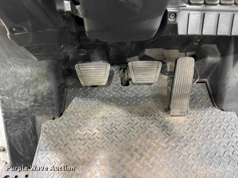 image for item ER0228 2016 UniCarriers PF70 forklift