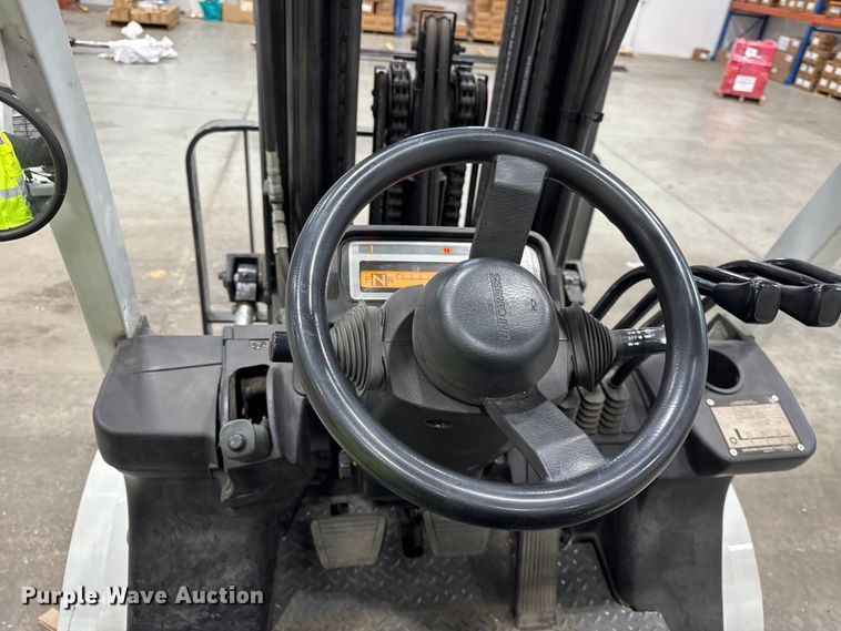 image for item ER0228 2016 UniCarriers PF70 forklift
