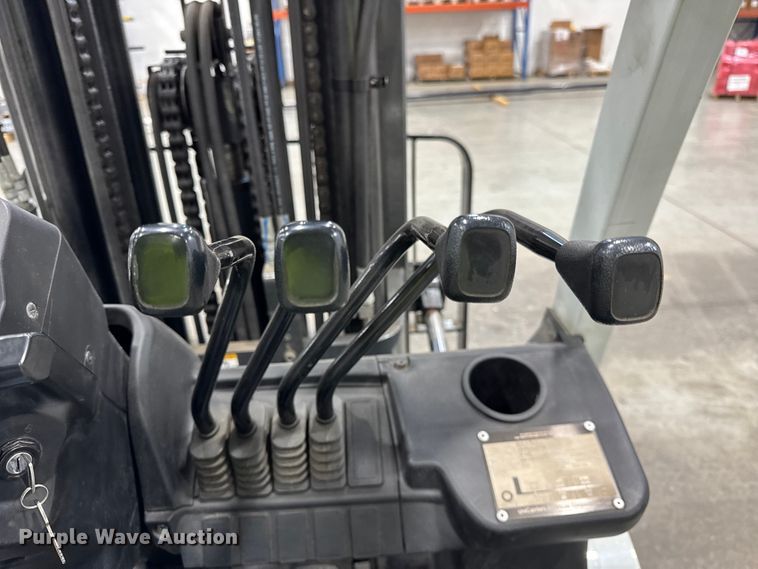 image for item ER0228 2016 UniCarriers PF70 forklift