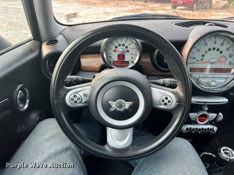 image for item ET3127 2007 Mini Cooper S 