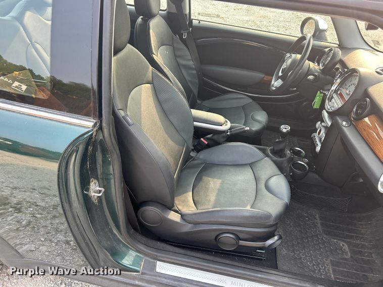 image for item ET3127 2007 Mini Cooper S 