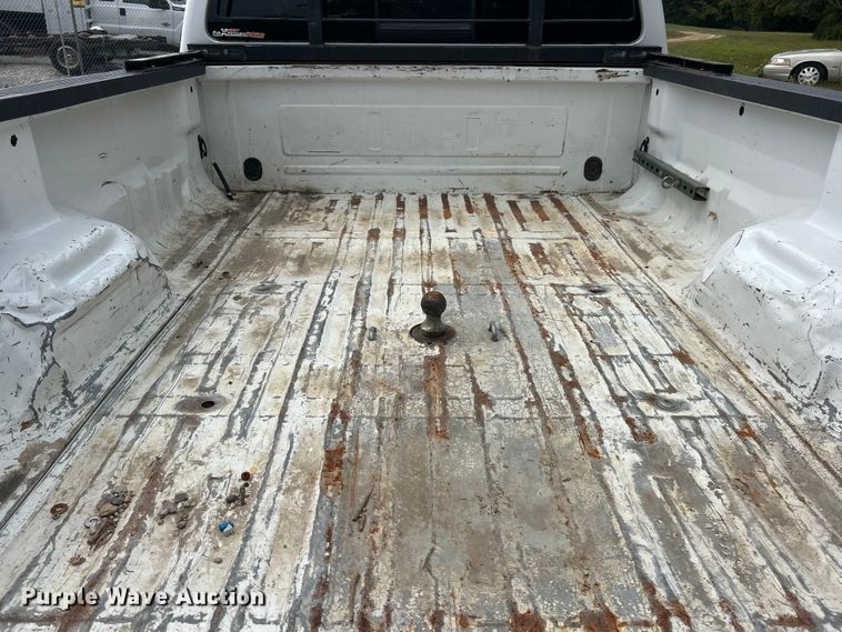 image for item ET3133 2008 Ford F250 Super Duty XLT Crew Cab pickup truck