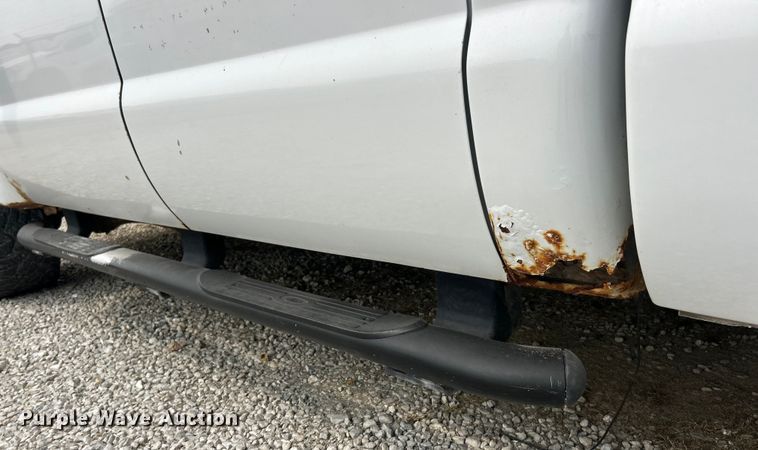 image for item ET3133 2008 Ford F250 Super Duty XLT Crew Cab pickup truck